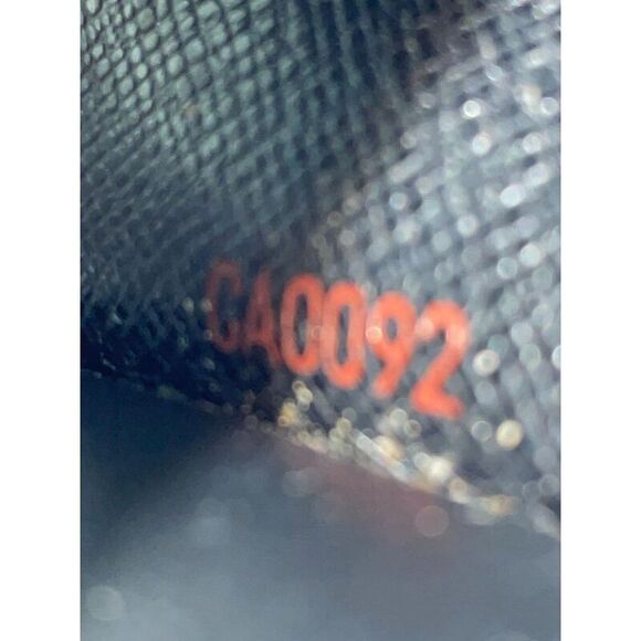 Louis Vuitton Epi Multicles 6 Key Case M63812 Black Made In Spain - Picture 12 of 12